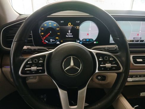 Used 2022 Mercedes-Benz GLS 450 4MATIC image 23