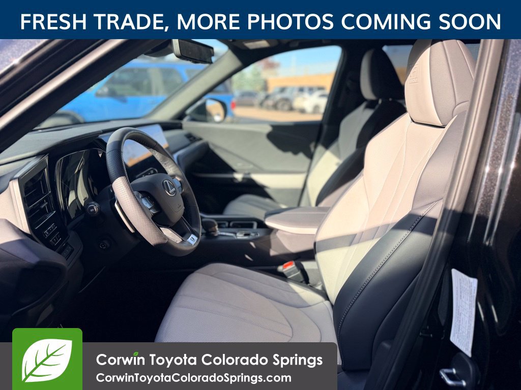 Used 2026 Lexus TX 500h AWD image 11