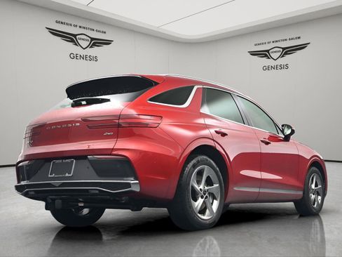New 2026 Genesis GV70 2.5T Select image 14