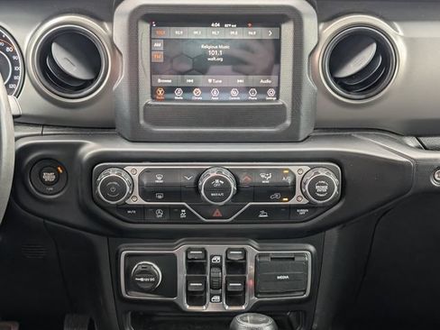 Used 2023 Jeep Wrangler Unlimited Sport AWD/4WD image 14