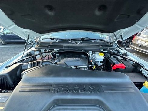 Used 2024 RAM 2500 Big Horn w/ Bed Utility Group image 15