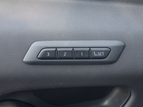 Used 2023 Lexus UX 250h F Sport FWD image 13
