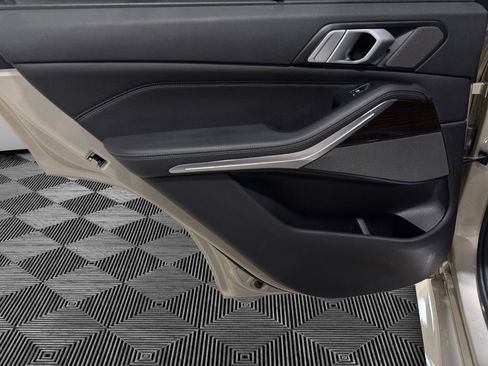 Used 2019 BMW X5 xDrive40i AWD/4WD image 19