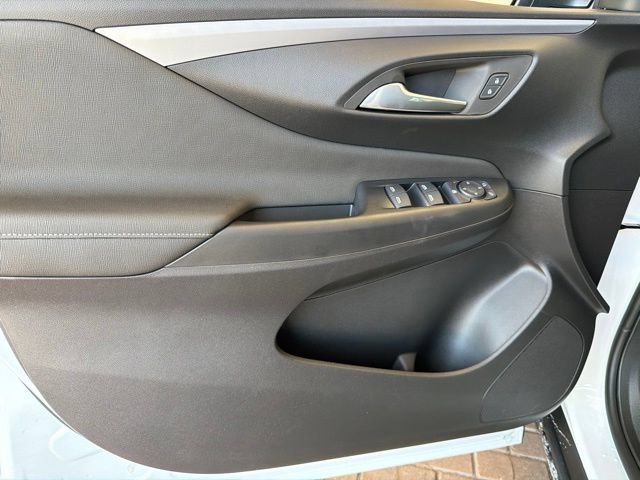 New 2026 Buick Envista Preferred FWD image 12