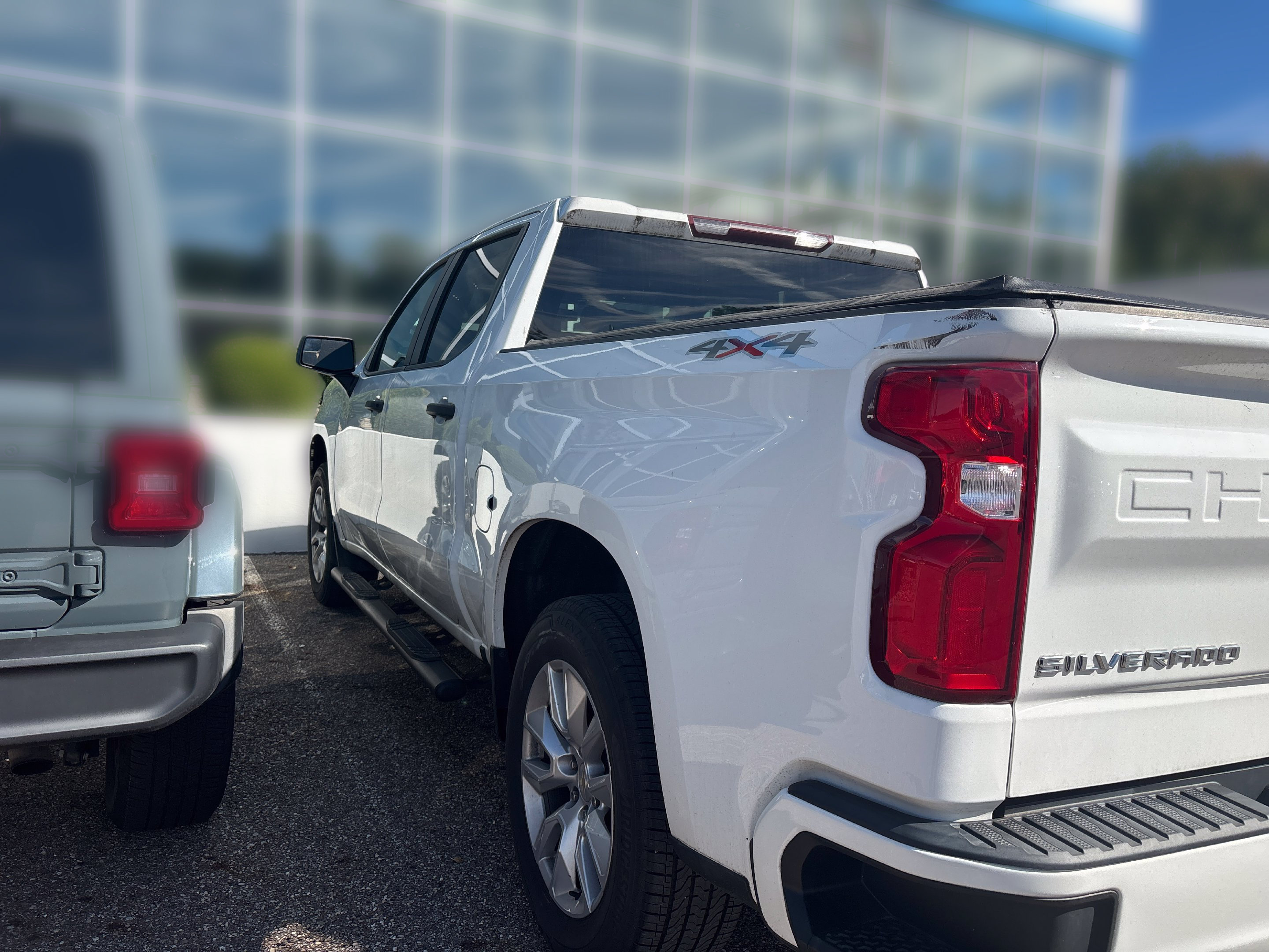 Used 2021 Chevrolet Silverado 1500 Custom AWD/4WD image 4