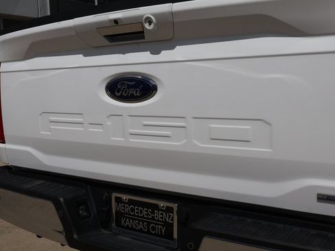 Used 2022 Ford F150 Lariat w/ Max Trailer Tow Package AWD/4WD image 8