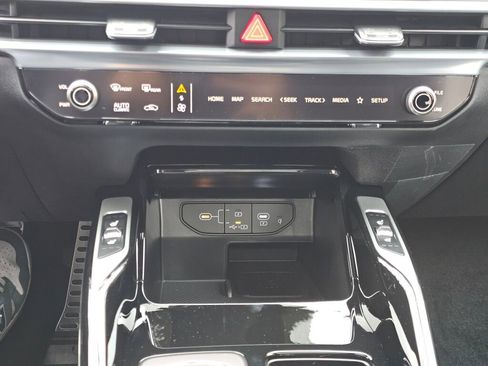 New 2026 Kia Sorento SX Prestige image 16