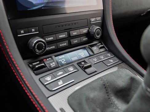 Certified 2025 Porsche 718 Boxster GTS image 25