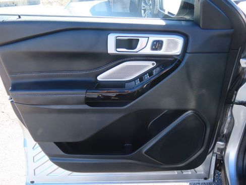 Used 2023 Ford Explorer ST w/ Equipment Group 401A image 27