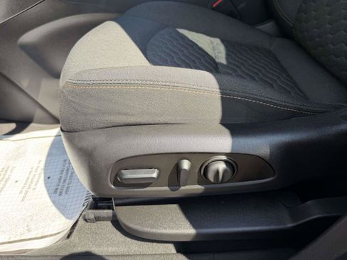 Used 2018 Chevrolet Equinox LT w/ Sun & Infotainment Package FWD image 15