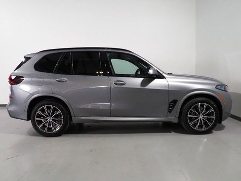 Used 2026 BMW X5 sDrive40i image 5