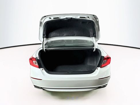 Used 2018 Honda Accord Sport image 23