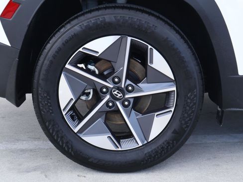 Certified 2025 Hyundai Tucson SEL image 8