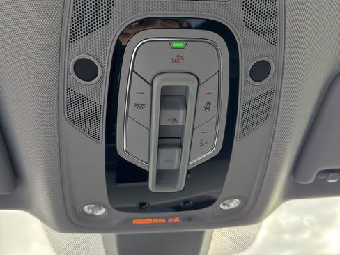 Used 2020 Audi Q5 2.0T Premium w/ Convenience Package image 33