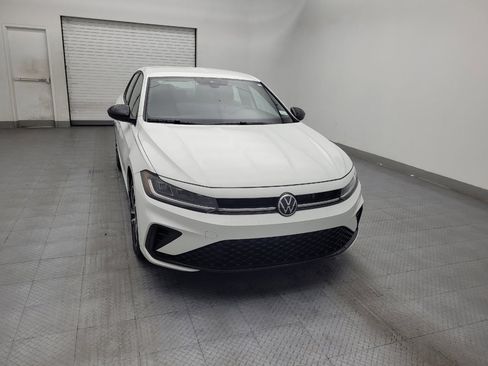 Used 2025 Volkswagen Jetta Sport FWD image 14