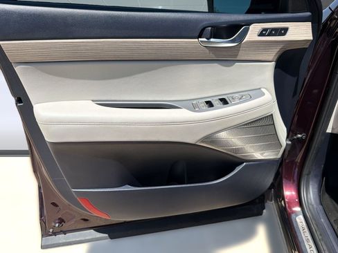 Used 2021 Hyundai Palisade Limited FWD image 26