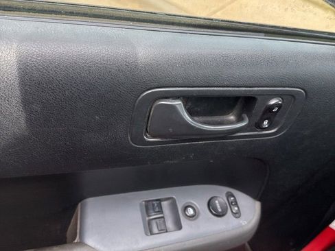 Used 2005 Honda Element EX image 12