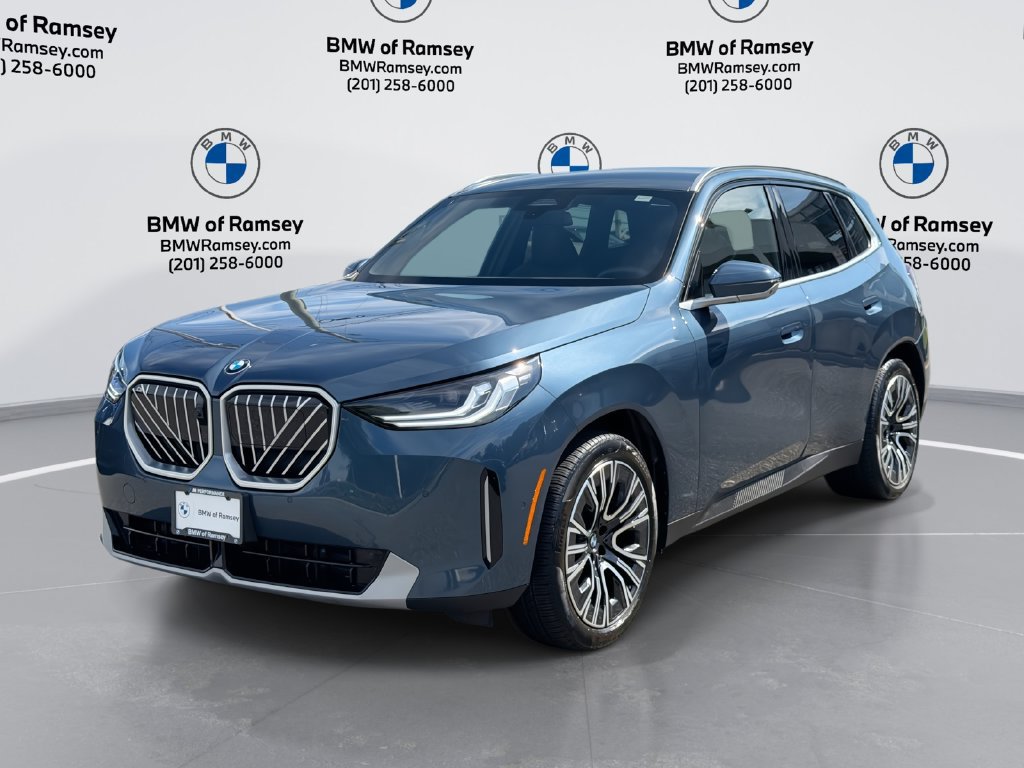 Used 2026 BMW X3 xDrive30i w/ Premium Package AWD/4WD image 1