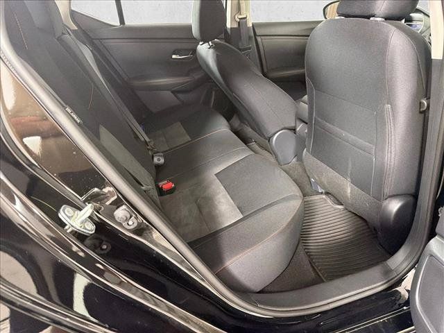 Used 2025 Nissan Sentra SR FWD image 15