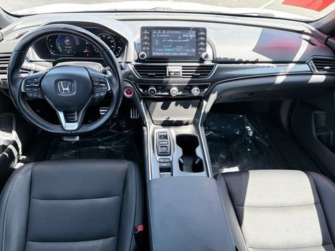 Used 2022 Honda Accord Sport image 8