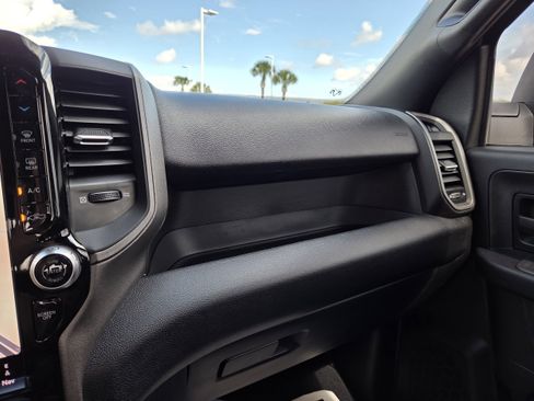 New 2026 RAM 2500 Tradesman AWD/4WD image 33