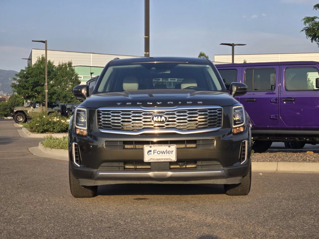 Used 2020 Kia Telluride EX w/ Towing Package AWD/4WD image 2