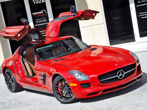 Used 2013 Mercedes-Benz SLS AMG GT Coupe image 3