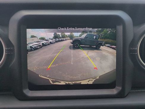 Used 2023 Jeep Wrangler Unlimited Sahara w/ Cold Weather Group AWD/4WD image 23