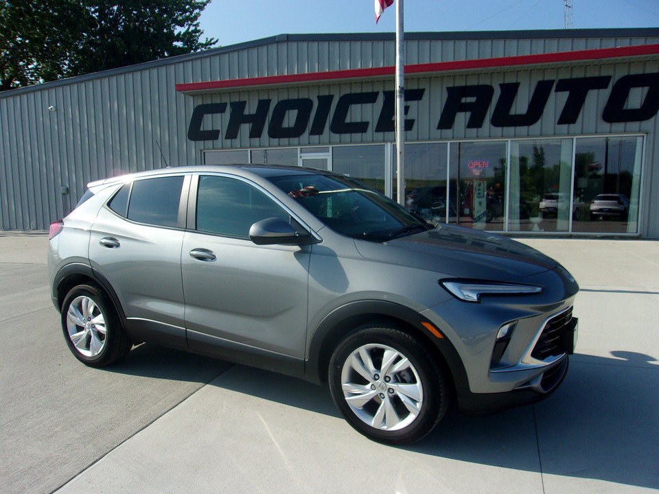 Used 2024 Buick Encore GX Preferred FWD image 2