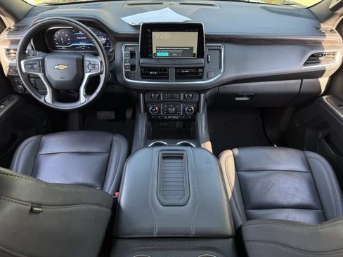 Used 2024 Chevrolet Suburban LT AWD/4WD image 11