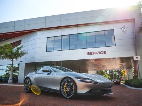 Certified 2021 Ferrari Roma image 21