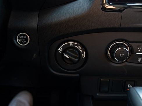 Used 2023 Nissan Frontier S w/ Technology Package image 17