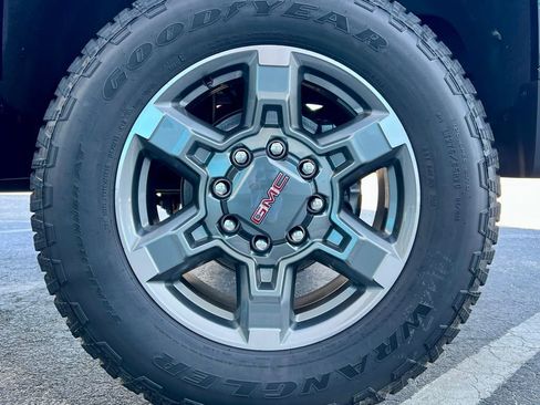 New 2026 GMC Sierra 2500 SLT w/ SLT Premium Package image 20