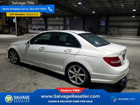 Used 2013 Mercedes-Benz C 250 Sedan image 3