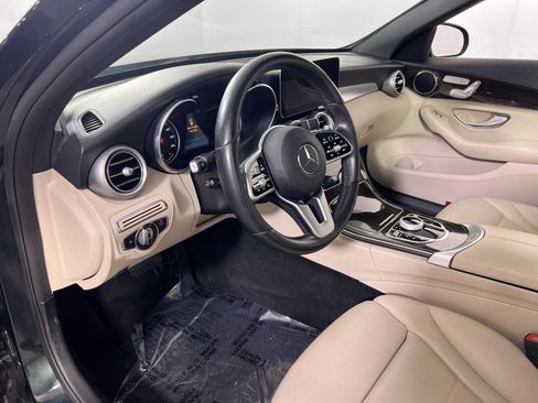 Used 2019 Mercedes-Benz C 300 4MATIC Sedan image 9
