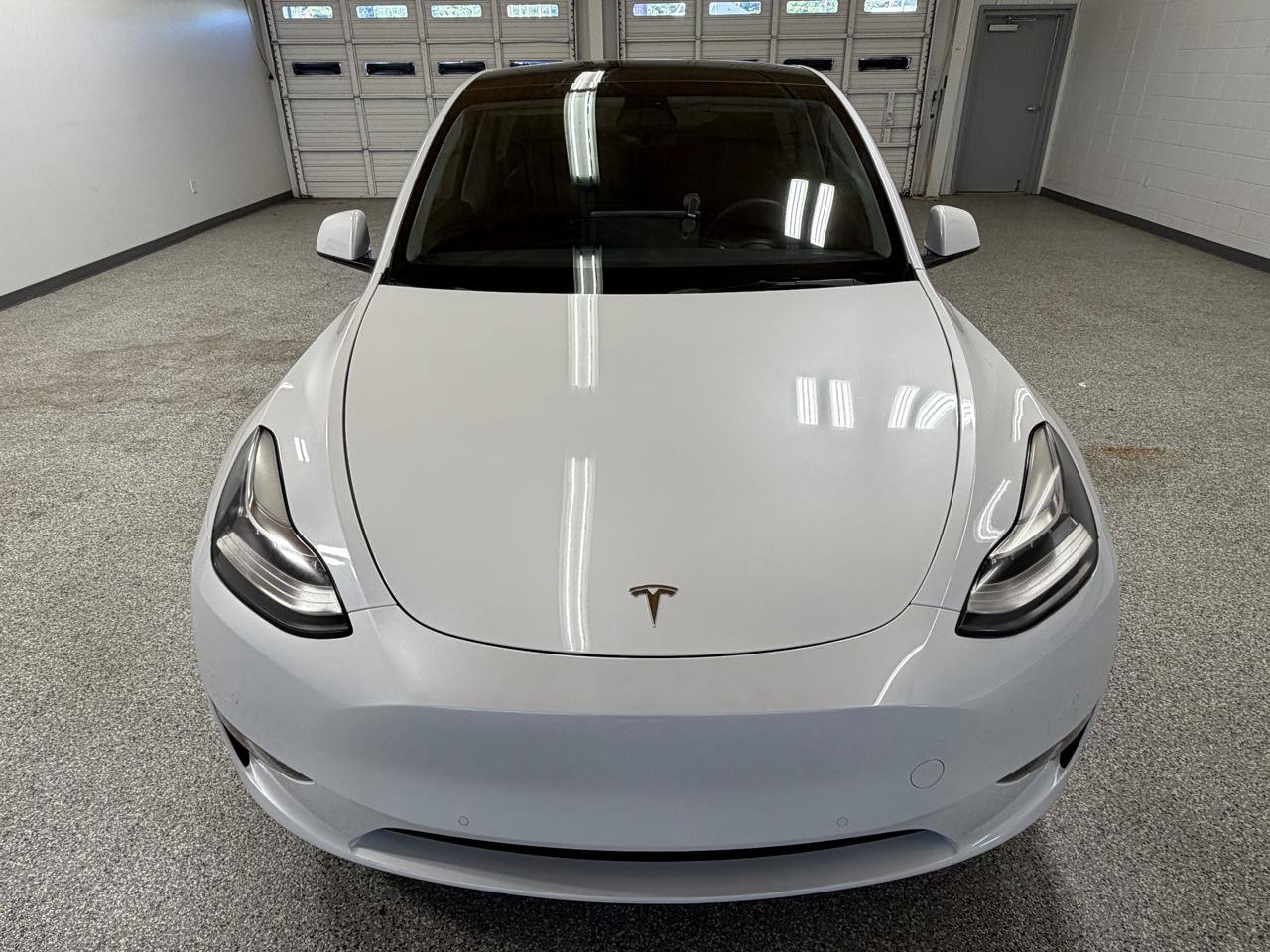 Used 2021 Tesla Model Y Long Range AWD/4WD image 3