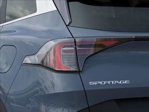 New 2026 Kia Sportage EX image 11