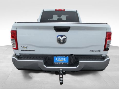Used 2024 RAM 2500 Big Horn w/ Off Road Package AWD/4WD image 4