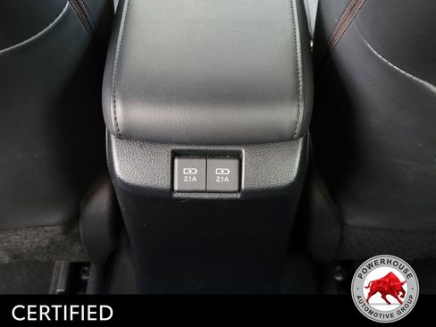 Used 2020 Toyota Prius XLE FWD image 16