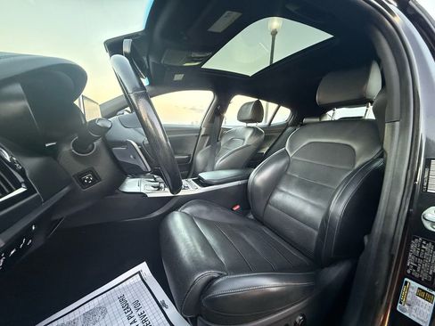 Used 2019 Kia Stinger GT2 image 9