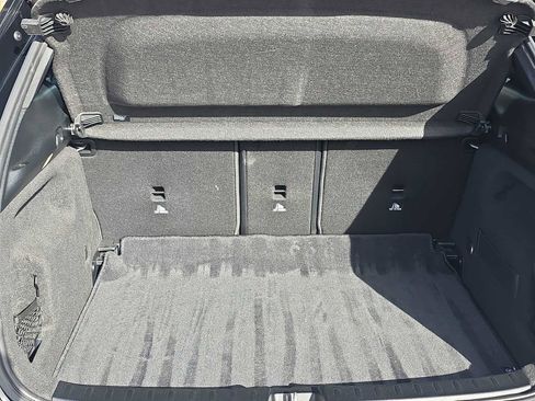 Used 2021 Mercedes-Benz GLA 250 4MATIC w/ Premium Package image 22