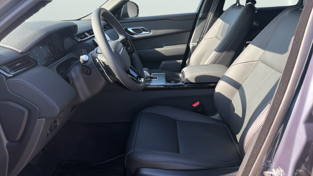 New 2026 Land Rover Range Rover Velar S AWD/4WD image 17