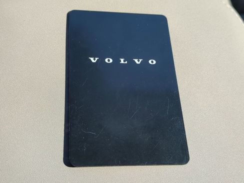 New 2025 Volvo EX90 Ultra image 28