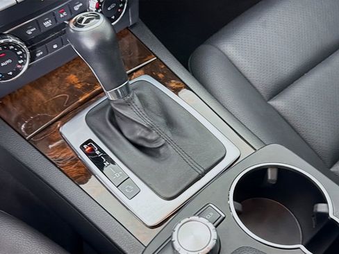 Used 2013 Mercedes-Benz C 300 4MATIC Sedan image 16