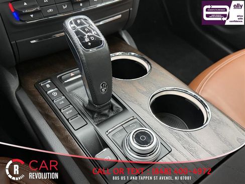 Used 2019 Maserati Ghibli S GranLusso image 23