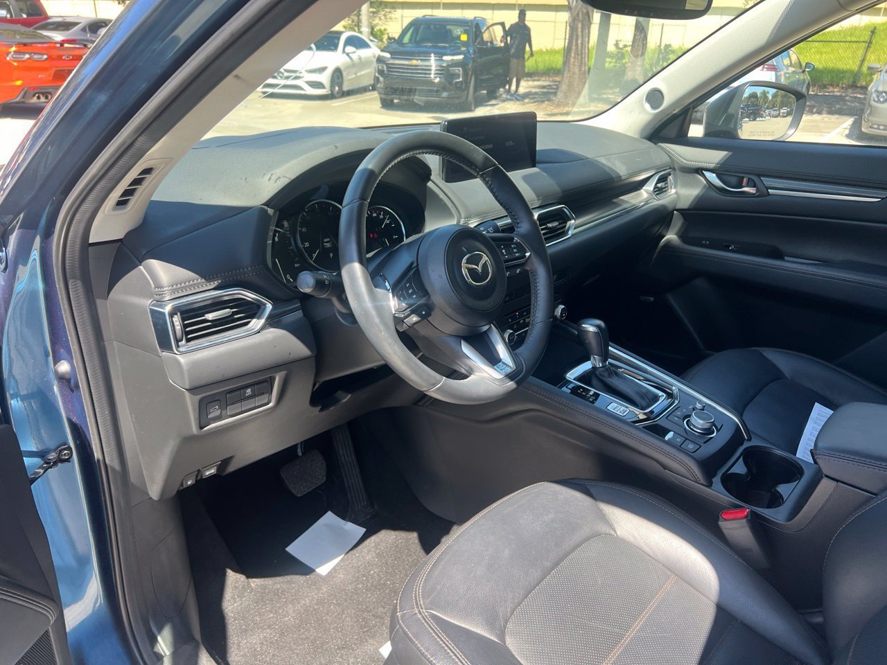 Used 2023 MAZDA CX-5 AWD 2.5 S w/ Premium Plus Pkg image 3