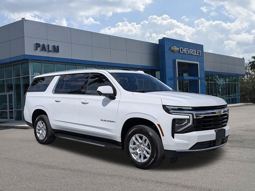 Certified 2025 Chevrolet Suburban LS AWD/4WD image 1