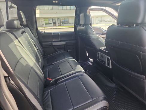 Used 2018 Ford F150 Raptor w/ Equipment Group 802A Luxury AWD/4WD image 22