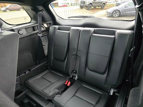 Used 2016 Land Rover Discovery Sport HSE Luxury image 9