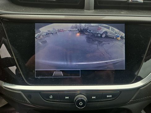 Used 2022 Buick Encore GX Preferred w/ Cold Weather Comfort Package image 21